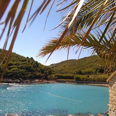 Tourist Resort Milna Vis Dış mekan fotoğraf